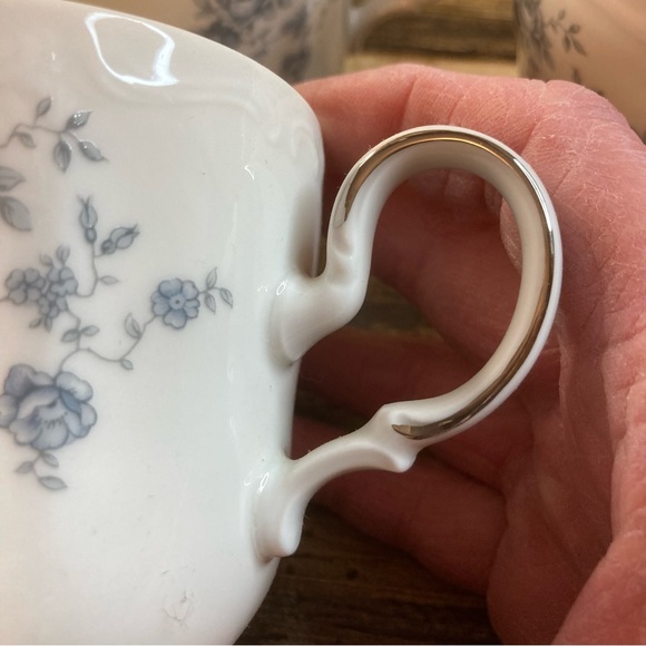 🎉🎉HP🎉🎉 Johann Haviland set of 4 Blue Garland coffee cups - Picture 8 of 11